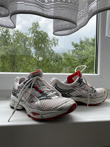 Asics cumulus 11 tossud (1 foto / 4)