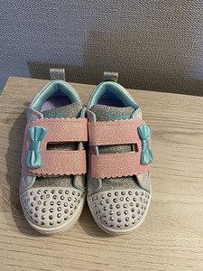 Skechers 24 uued tossud (2 foto / 4)
