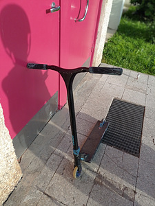Trikitõukeratas Crisp Scooters Ultima 4.8 Satin Black (1 foto / 5)