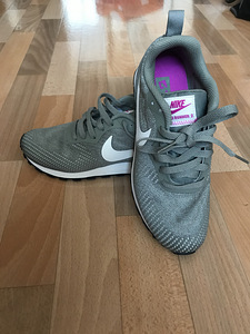 Nike tossud (3 foto / 4)