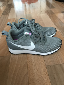 Nike tossud (4 foto / 4)