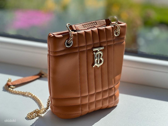 Burberry сумочки через плечо