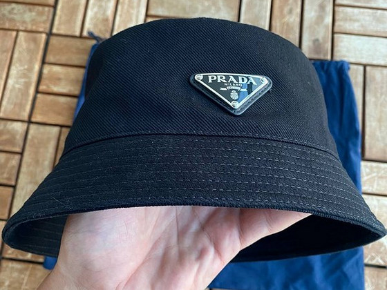 Prada панамка
