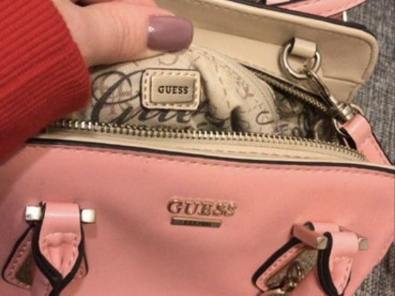 Guess kott, originaal
