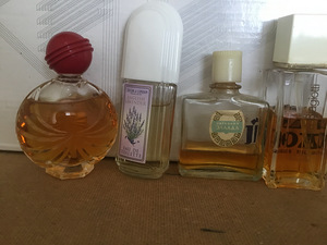 Парфюм винтаж (5 фото из 5)