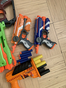 Nerf пистолеты (1 фото из 6)
