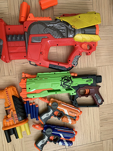 Nerf пистолеты (3 фото из 6)