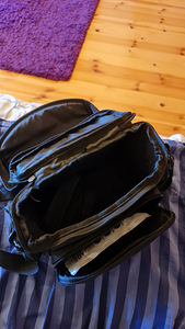 Müüa kasutatud suur kaamerakott (2 foto / 2)