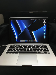2015 Macbook pro 13inch + Apple magic mouse 2 (2 фото из 9)