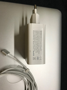 2015 Macbook pro 13inch + Apple magic mouse 2 (8 фото из 9)