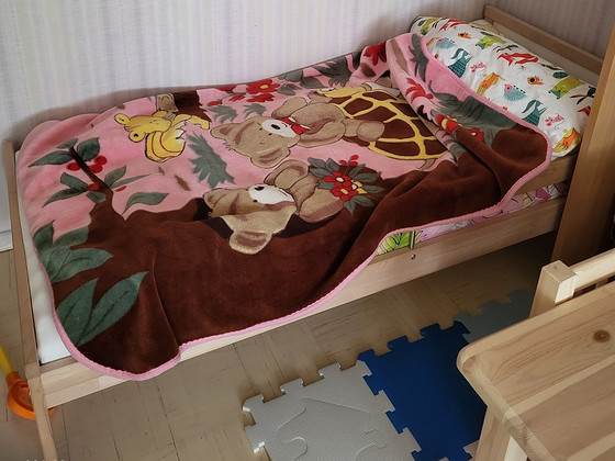 Детская кровать.