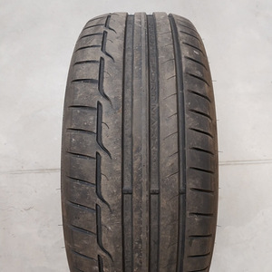 Suverehvid Dunlop 235/55R17 (2 foto / 5)