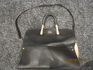 FURLA (1 foto / 4)