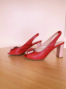 Почти новые кожаные босоножки CARNABY р 38 (2 фото из 10)