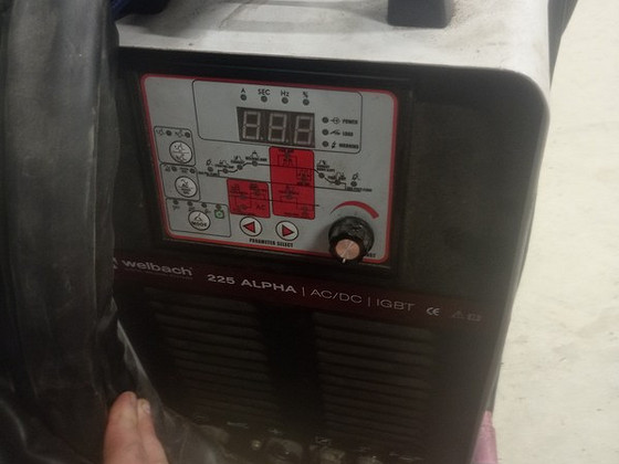 Ac/dc tig keevitus welbach alfa 225
