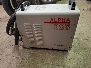 Ac/dc tig keevitus welbach alfa 225 (8 foto / 8)
