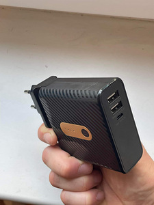Power Bank (2 фото из 4)