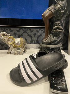 Adidase plätud (1 foto / 1)
