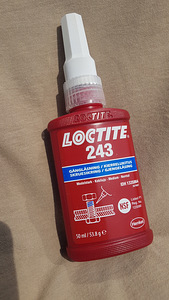 Резьбовой клей Loctite 243 (3 фото из 3)