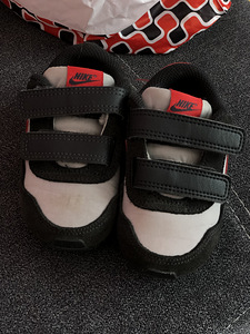 Nike laste tossud (3 foto / 3)