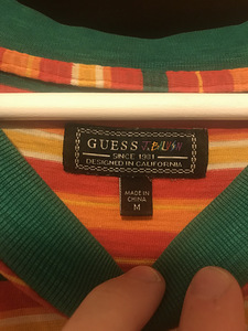 Продам: рубашку LEVI’S (M), футболка GUESS (L), футболка NIK (2 фото из 7)