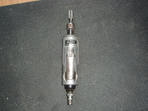 Müügil: Pneumaatiline otslihvija (1 foto / 2)