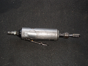 Müügil: Pneumaatiline otslihvija (2 foto / 2)
