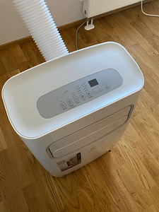 Portatiivne konditsioneer Electrolux EACM-12CG/N6 (2 foto / 3)
