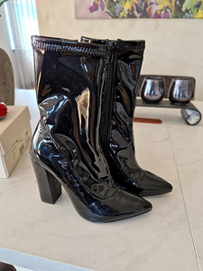 Black high heals (1 фото из 1)