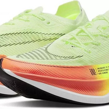 Беговые кроссовки Nike ZoomX Vaporfly Next% 2
