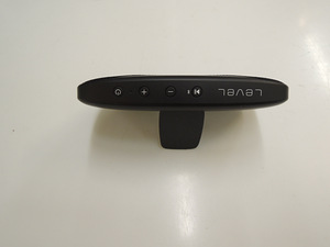 Беспроводная колонка Samsung Level Box Slim (6 фото из 6)