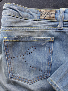 Джинсы tommy hilfiger (2 фото из 3)