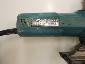 Tikksaag Makita 4351FCT (5 foto / 6)