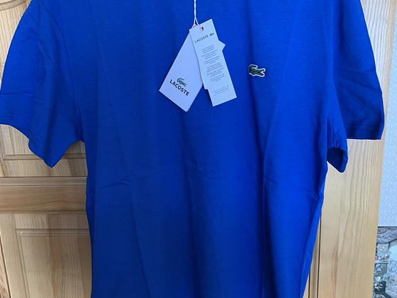 Новая футболка Lacoste (XXL)