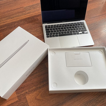 MacBook Air 13 дюймов Apple M1