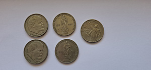 4 рубля (1 фото из 3)