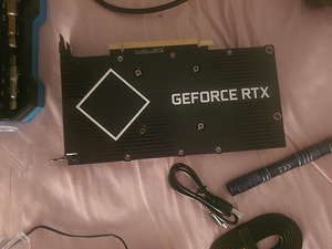Asus GeForce 3060Ti (3 фото из 4)