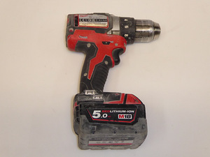 Акудрель Milwaukee M18 BLDD + 5.0Ah 18 V (Без Зарядки) (3 фото из 4)