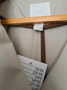 Плащ легкий H&M новый (3 фото из 3)
