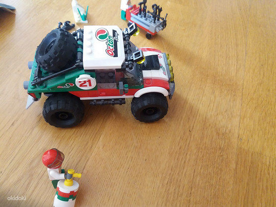 Лего Сити 4x4 Внедорожник (60115)