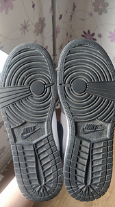 Nike Air Jordan (9 foto / 10)