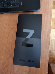 Новый Samsung Galaxy Z Flip3 5G 128GB Rom, 8GB Ram, черный (1 фото из 6)