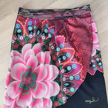 Desigual seelik nr 34