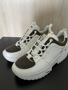 Michael Kors размер 7М (37) (1 фото из 8)