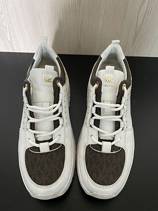 Michael Kors размер 7М (37) (2 фото из 8)