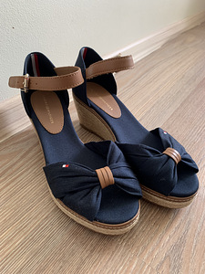 Туфли на платформе новые Tommy Hilfiger 37 (1 фото из 3)