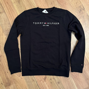 Толстовка томми хилфигер
