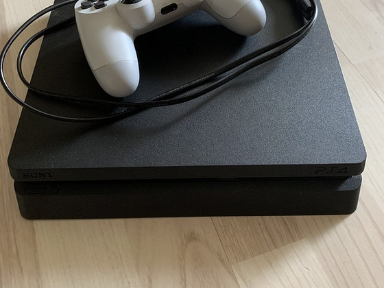 Ps4 slim 1tb
