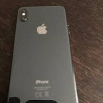 iPhone XS Max 64 ГБ. ХОРОШАЯ ЦЕНА