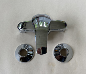 Смеситель для душа Grohe (2 фото из 3)